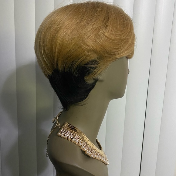 1B/27/33 Mixed Color Pixie Cut Human Hair Wig - Picture 6 of 7